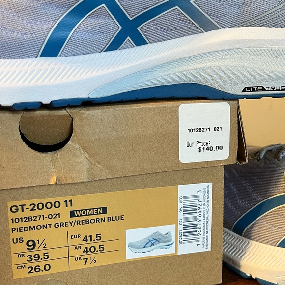 ASICS Women's GT-2000 11 Running Shoes - Picture 10 of 11